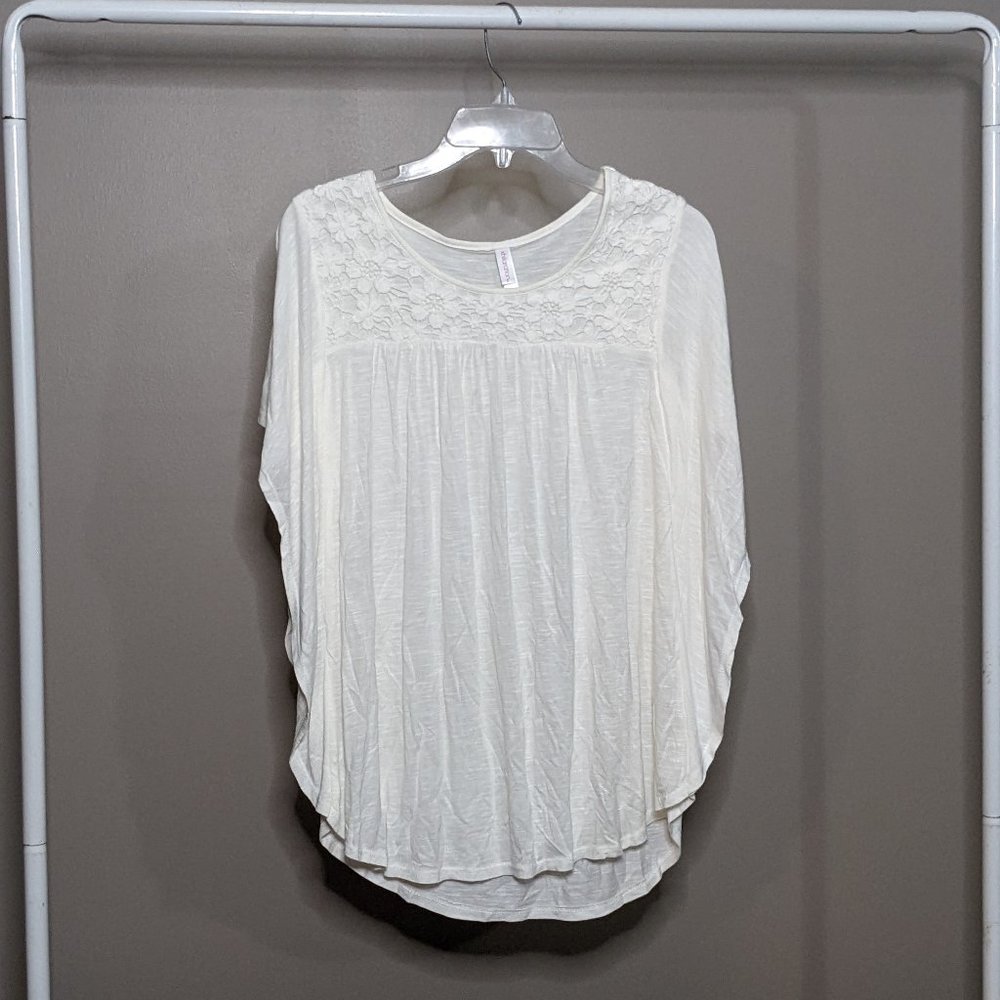 Xhilaration White Top